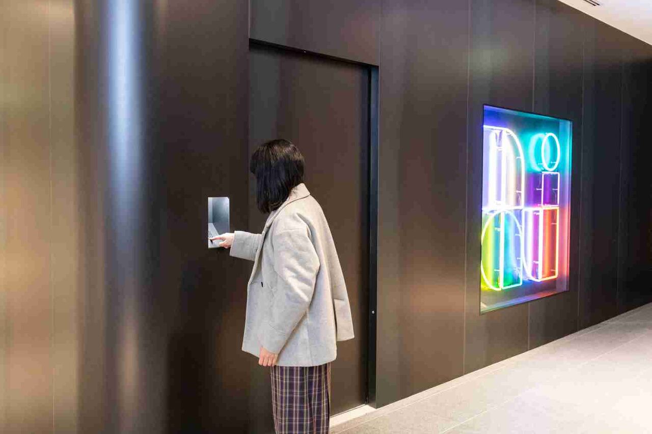 何を着たらいいかわからないコラムニスト辛酸なめ子が、ZOZOが手がける“無料スタイリング施設”に行ってみた