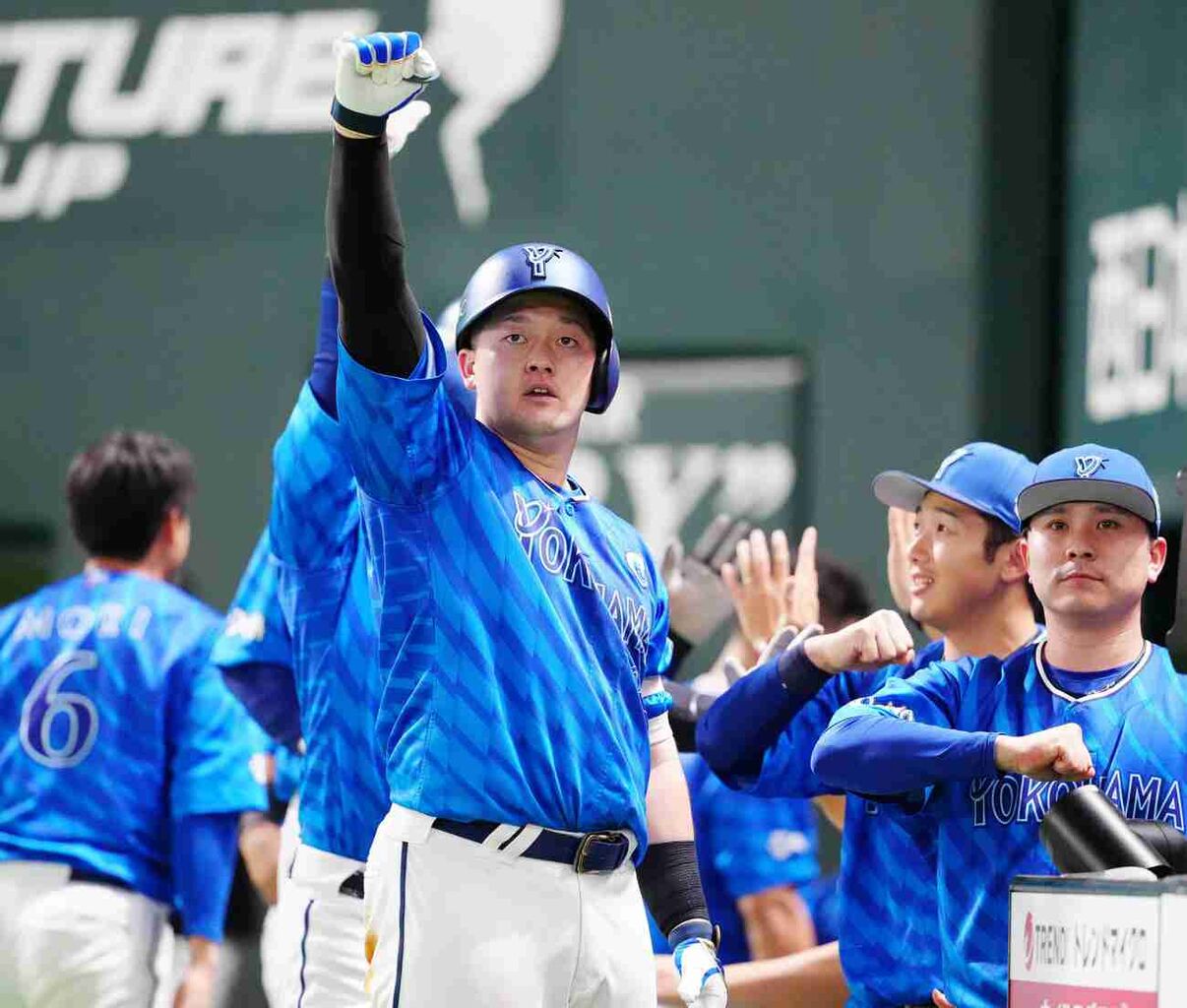 【DeNA】3連勝で26年ぶり日本一へ王手　筒香嘉智が先制打、キャプテン牧秀悟は3ラン【日本シリーズ】