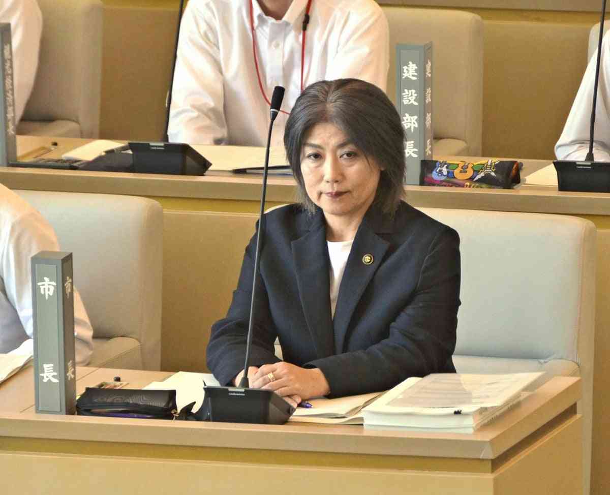 伊東市の田久保真紀市長、失職濃厚…新市議20人中19人が不信任決議案「賛成」