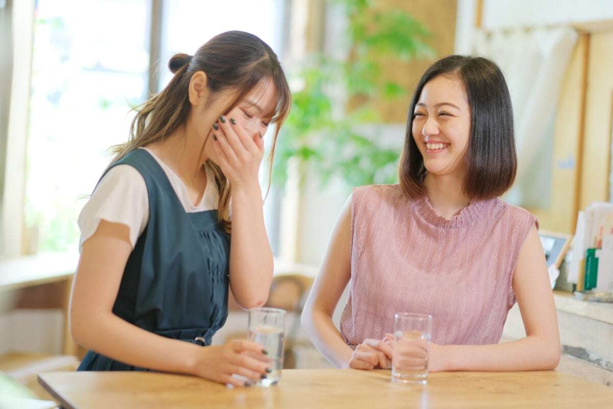 「友達がいなくても楽しく生きられる」は本当？　「不要論」「必要論」から見えた人間関係の“コスパ化”