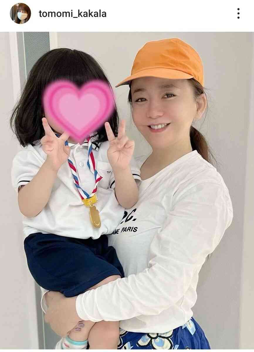 華原朋美「可愛すぎ」4歳息子の運動会参加を報告「とってもよく頑張りました」　親子ショットも公開