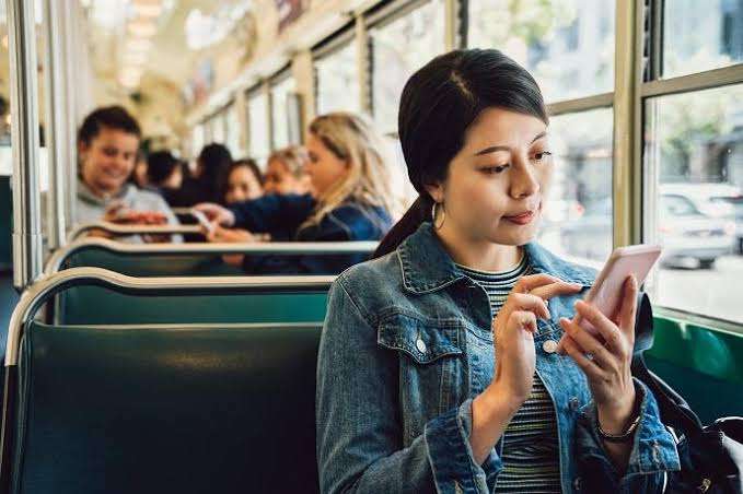 海外に住んだことある方、どこに住んでいましたか？良かった点と悪かった点を1つずつ教えてください