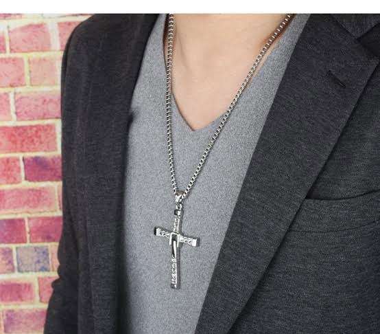 どんなイケメンでもドン引きする服装