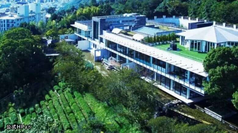 神戸の結婚式場で屋上からカメラマンが落下し意識不明の重体 前撮り中に後ずさりしていたか