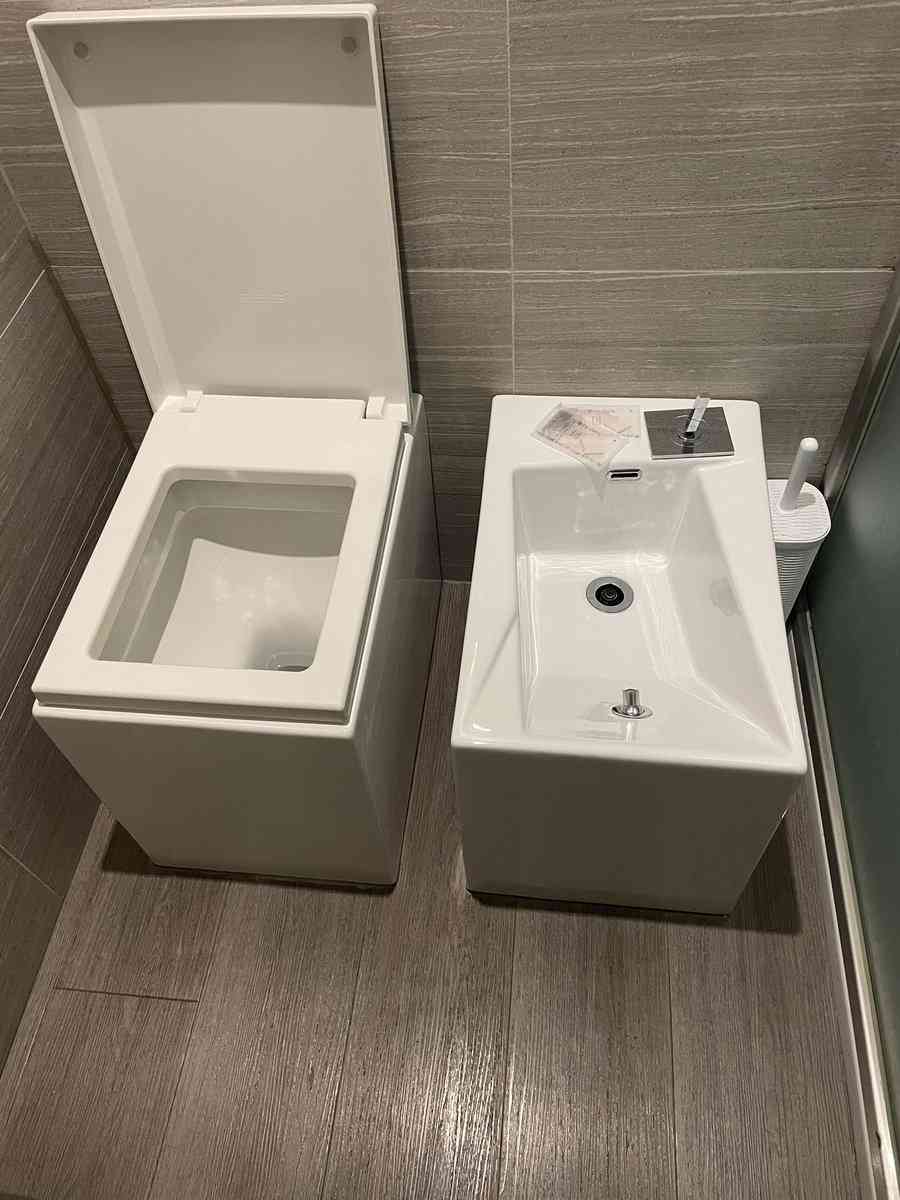 日本人女性が驚いたイタリアのトイレ事情　「え、左のがトイレで、右ので尻洗うの!?」