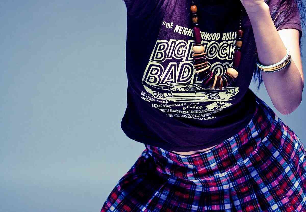 「ロックTシャツ論争」に荻野目洋子参戦で再燃　40代女性は「着たいけどママ友の前では…」と悩み