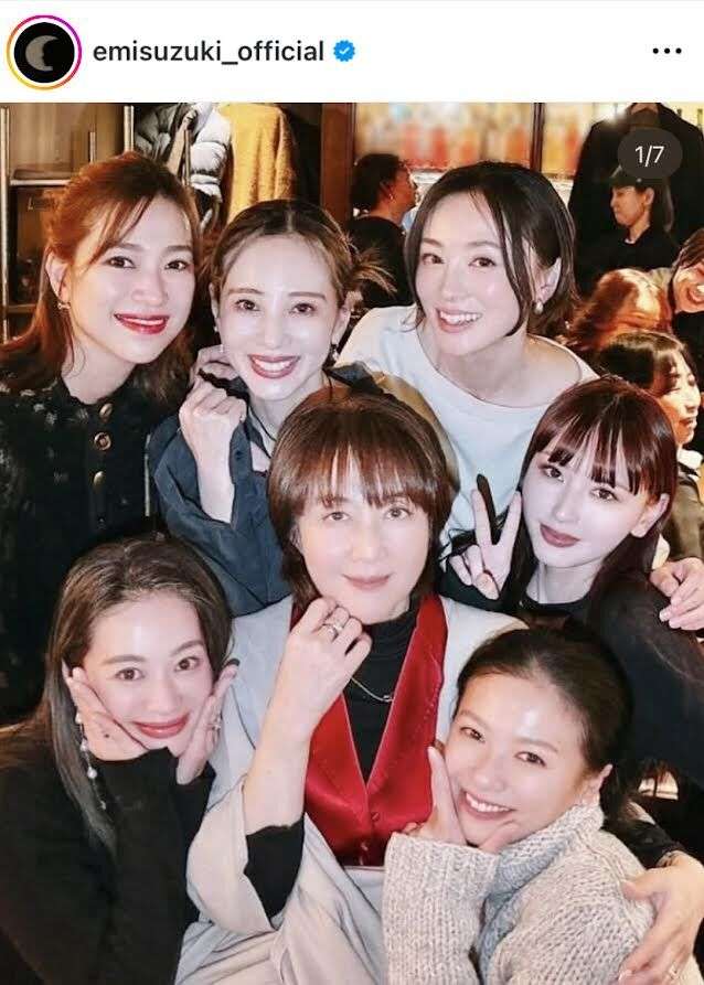 「激アツ」鈴木えみ、榮倉奈々ら“黄金時代”モデルの豪華ショットに「うわ懐かしすぎ」「雑誌切り抜いてた」