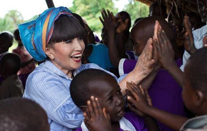 「世界の子供たちに謝りたい」　黒柳徹子さん、ユニセフ親善大使、40年