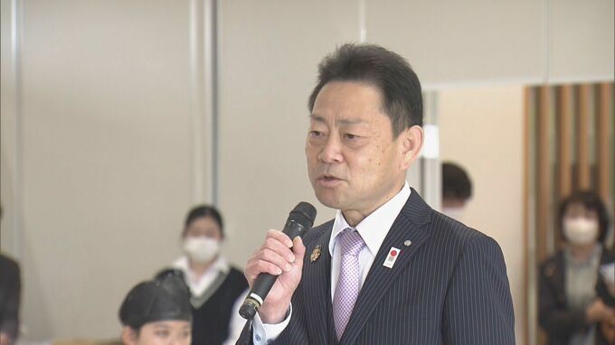 町長が車にはねられ死亡　三重県明和町の世古口哲哉町長（57）　44歳の派遣社員の男を逮捕