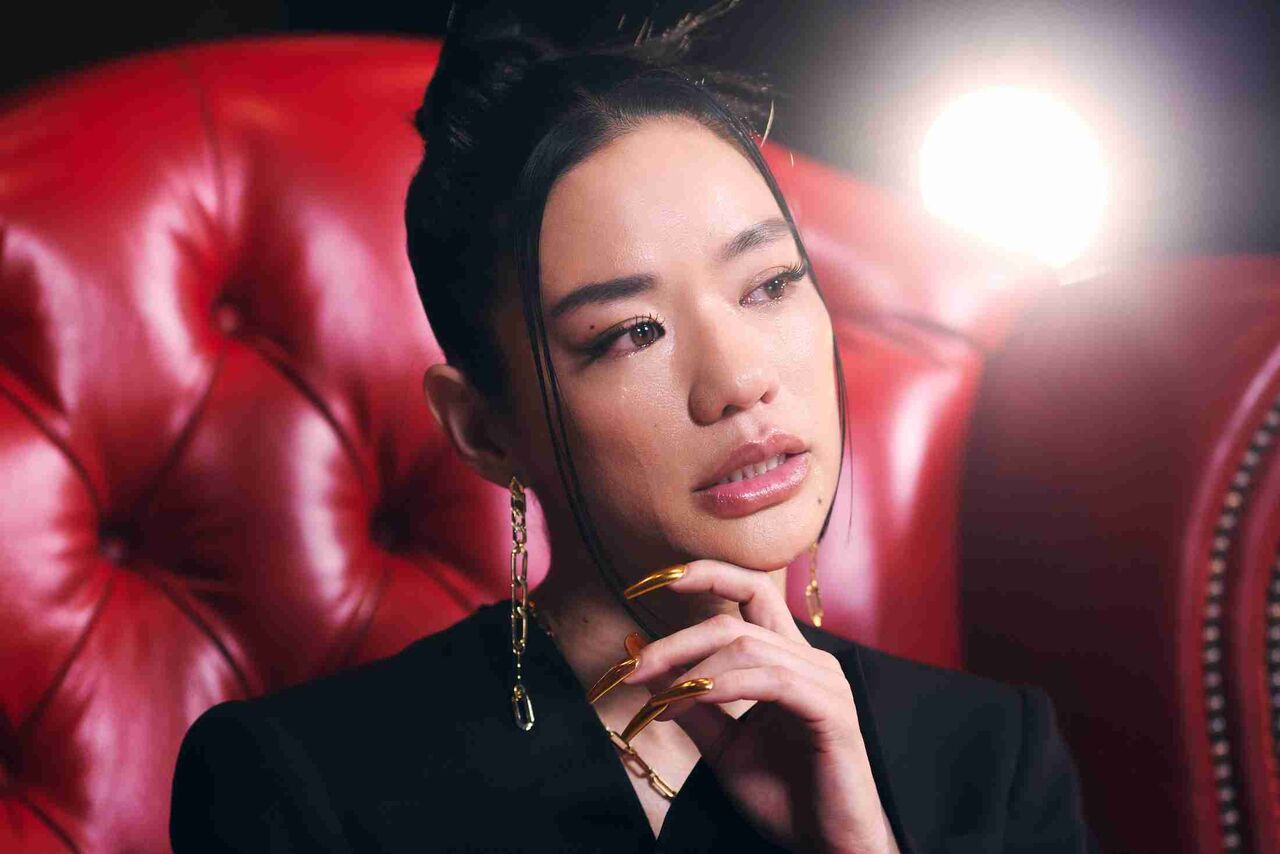 夫との死別、10年の空白を経て――「葛藤をさらけ出して進む」Awichの覚悟