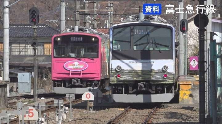 富士急行線　外国人観光客が車内で殴り合いのケンカ　16本の電車が遅延や運休　きっかけはグループ同士の口論　山梨