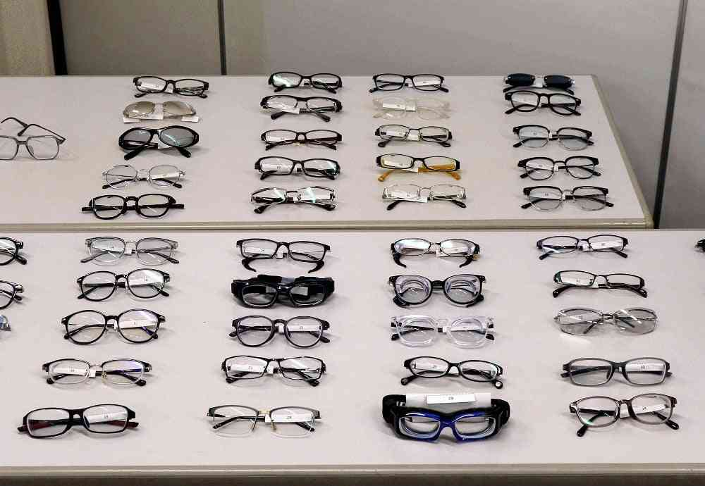 「モペット」で追い抜きざまに歩行者から眼鏡奪った疑い、職業不詳の49歳男逮捕