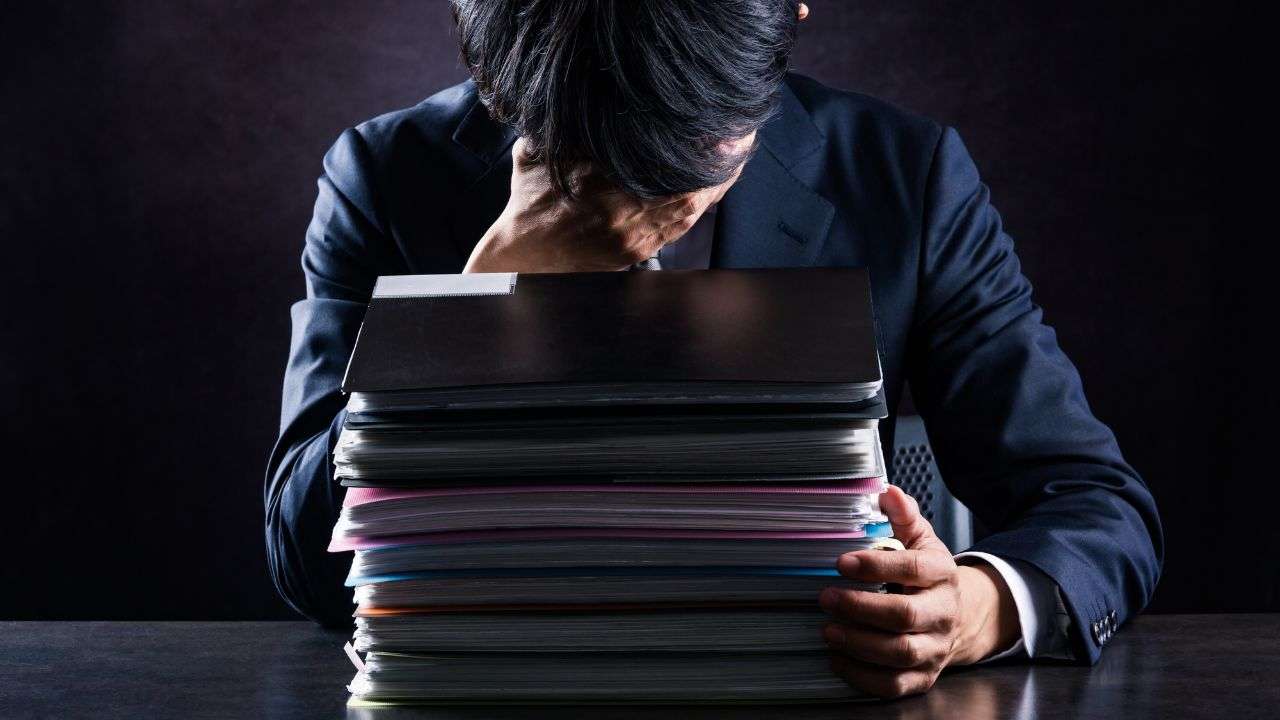 月収44万円だが「もう限界です…」ブラック職場で働く「霞が関・20代エリート官僚」の断末魔