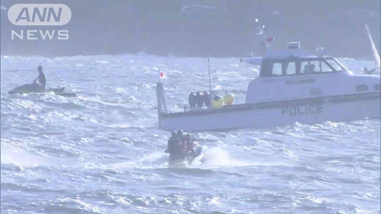 神奈川・鎌倉市　由比ガ浜海水浴場で3人溺れる　現在も不明の1人は男子高校生　あす5時から捜索再開