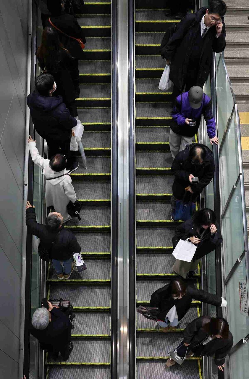 エスカレーターの2列乗り、定着しないワケ