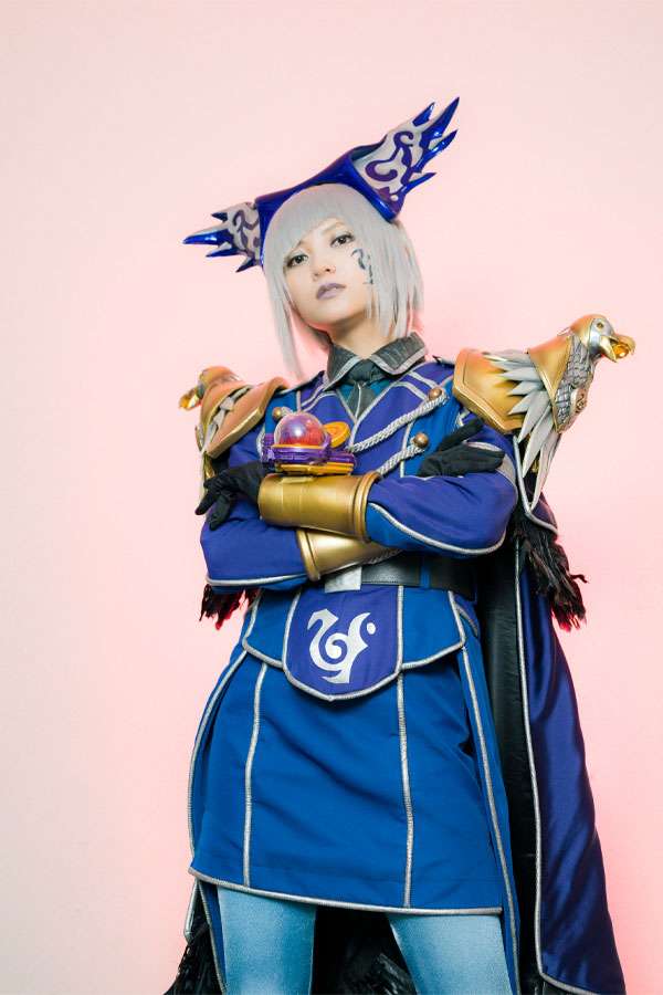 《スクープ撮》「魔進戦隊キラメイジャー」ヨドンナ役の桃月なしこ（27）がキラメイレッド役・小宮璃央（20）と“半同棲愛”「役柄は敵同士でも普段はラブラブでゲーム三昧…」