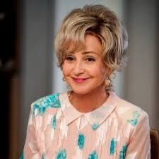 貴方の憧れの高齢女性は？