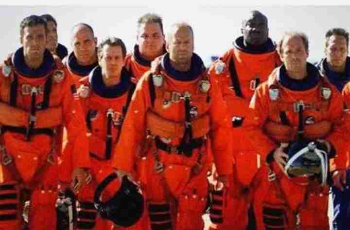 【ネタでも】定時になったら流れてほしい曲【本気でも】3