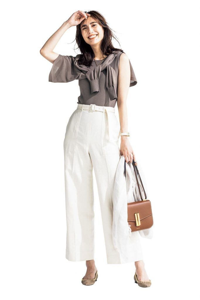 職場でノースリーブが色っぽく見えない方法は…「おすすめ大人コーデ３選」