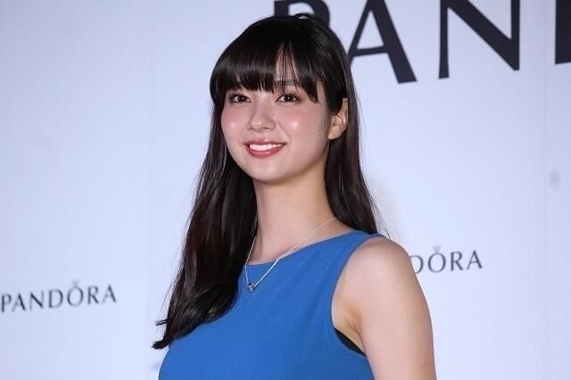 首が長い芸能人