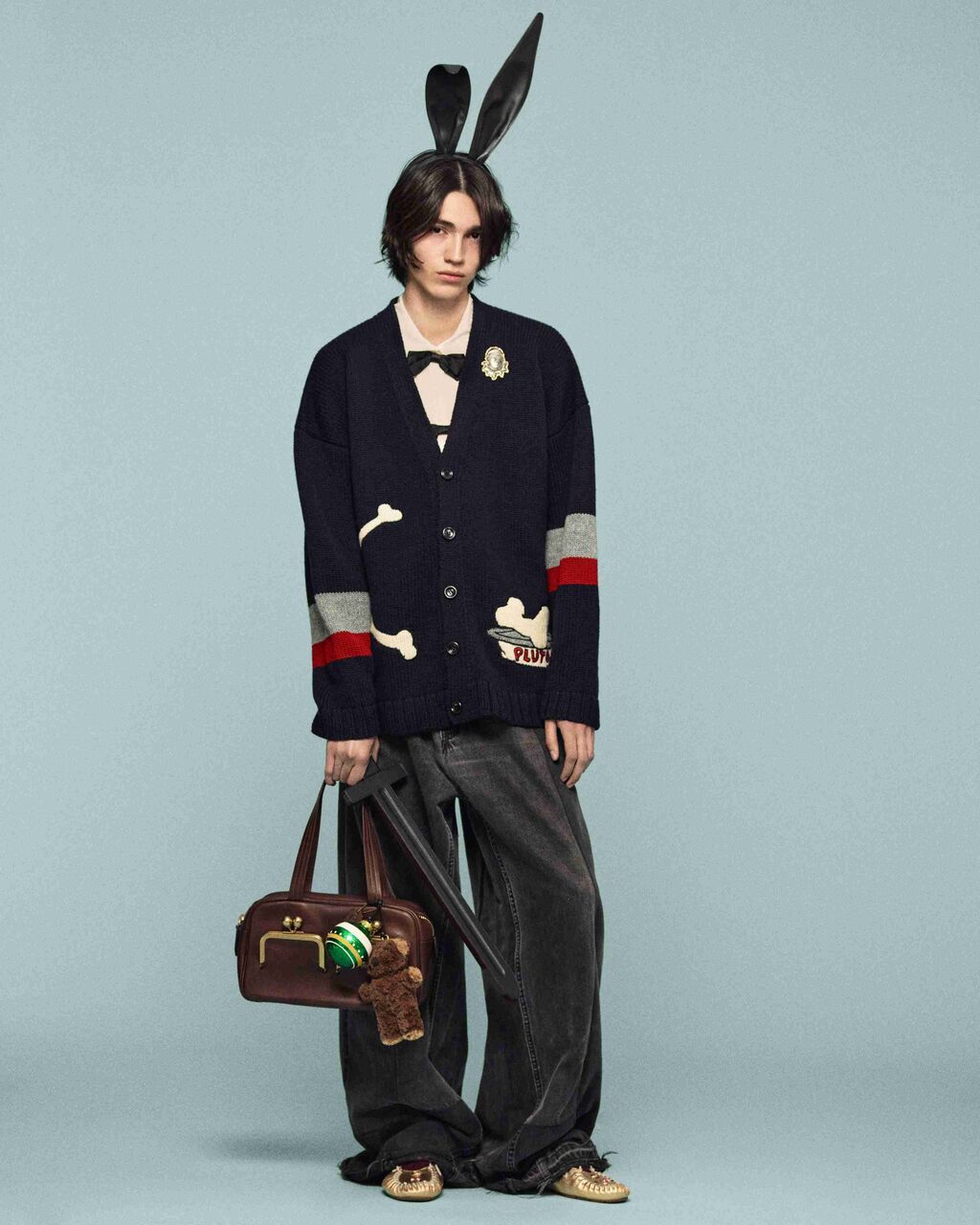 「うさ耳カチューシャは性別問わず楽しめるアイテムなのだ」コーチ(COACH) が発表したウィンターコレクション2025がめっちゃかわいい