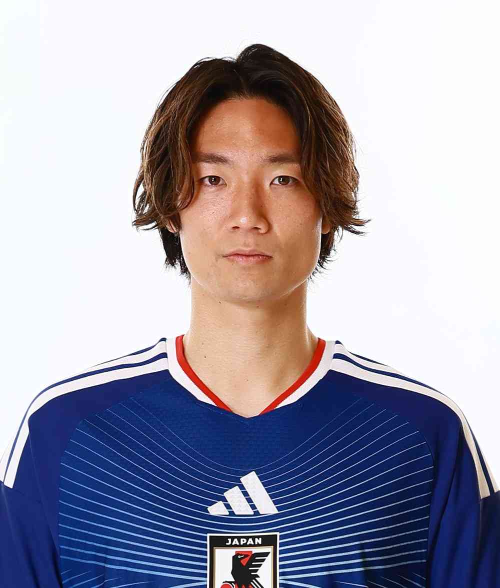 【川口春奈と結婚】板倉滉は「めっちゃモテる」 年収7億円・お洒落・包容力…超愛される日本代表