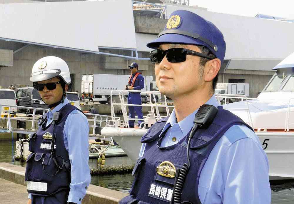 地域の警察官もサングラスOK、目の健康維持と事故防止のため…「かっこいい」と思って