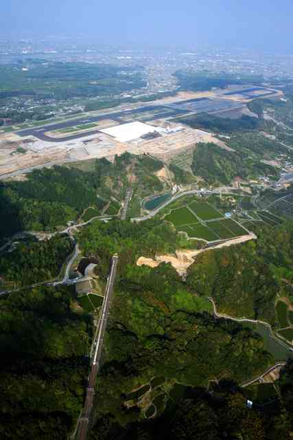 新幹線「静岡空港駅」構想が再浮上　リニア推進派、静岡の軟化狙う？