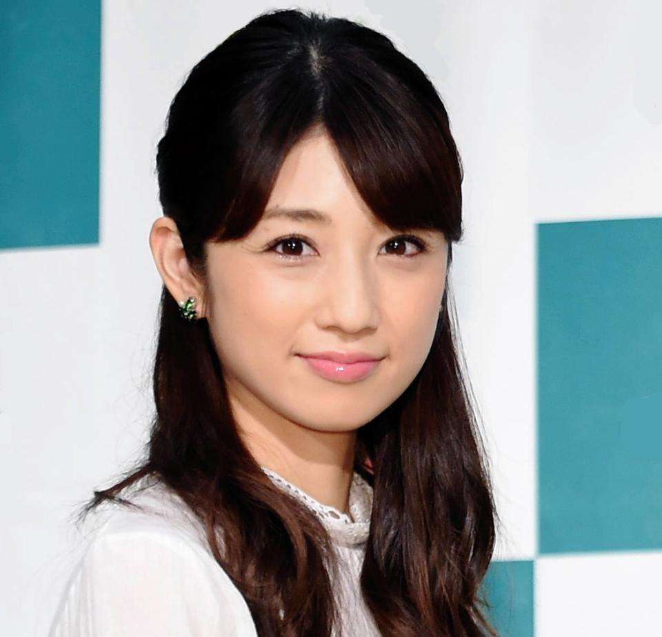 小倉優子が法政大受験か　早稲田挑戦予定も机に赤本「マーチも受けるのかな？」の質問