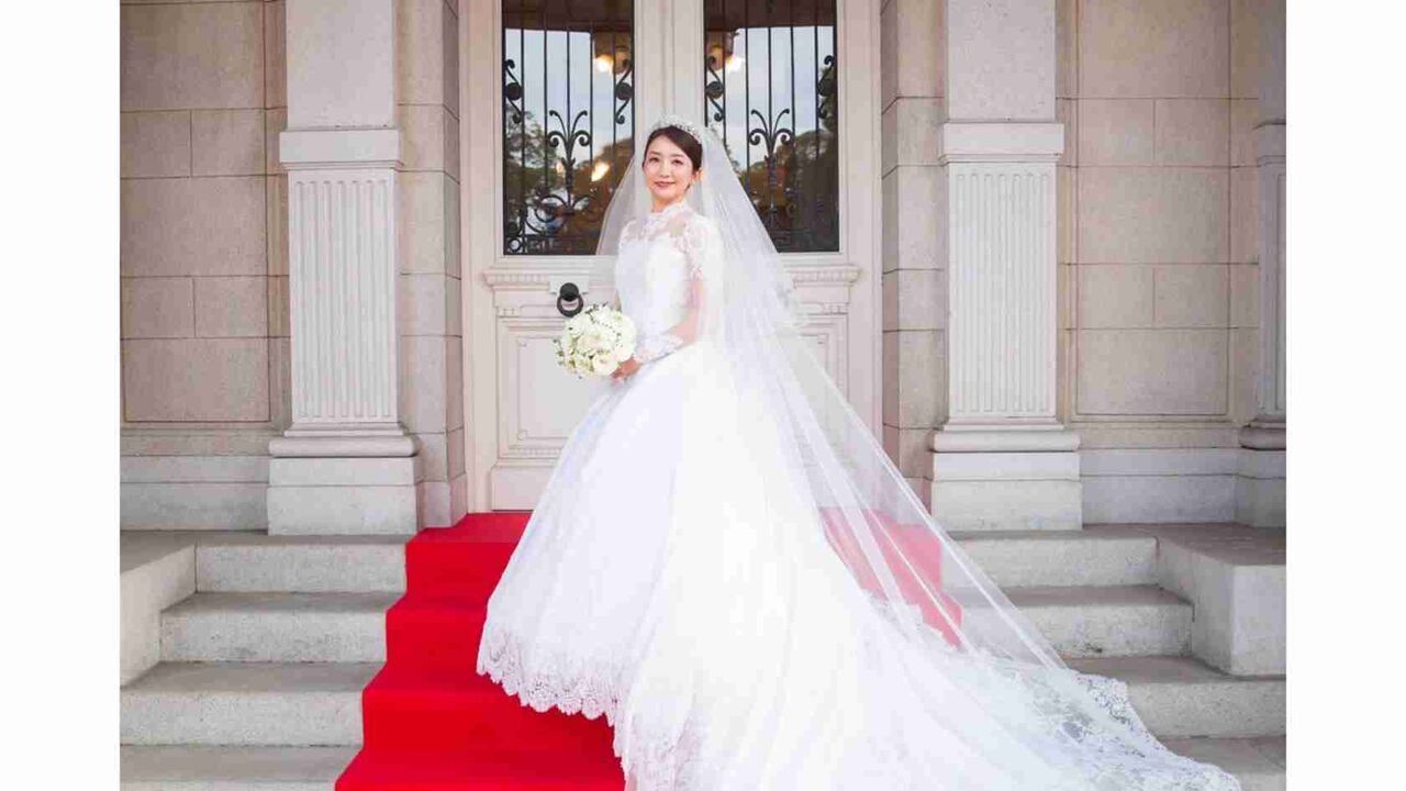 50歳で結婚に「実家が太いからでしょ？」の声も…“竹下総理の孫”だけでは続けてこられなかった28年間の重み