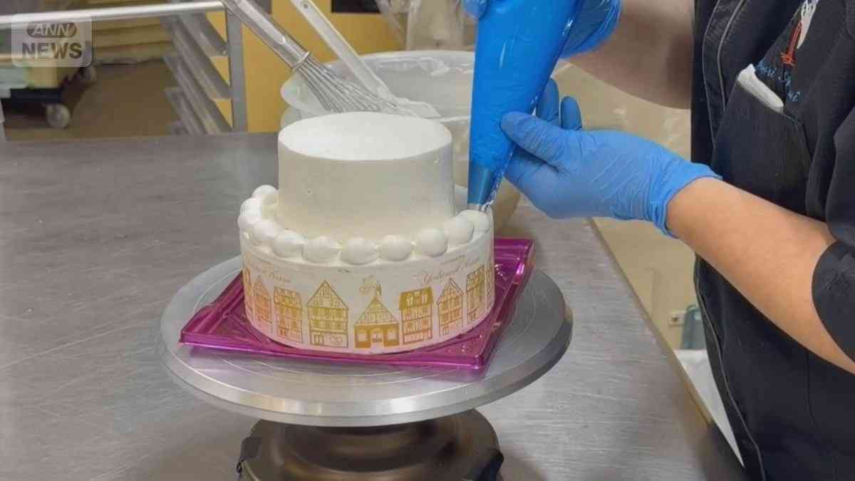 材料費高騰でクリスマスケーキ値上げへ　卵価格は「エッグショック」に迫る勢い