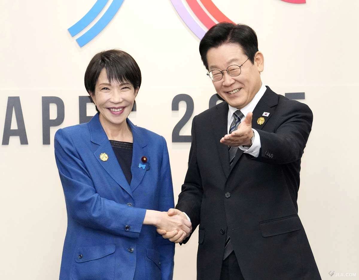 高市首相に韓国コスメとのり　李大統領がプレゼント