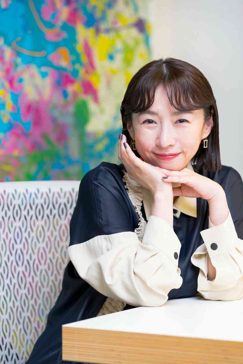 酒井若菜が30代で「まつげエクステ」をやめた理由　「自分の加齢を見せていけるようにならなきゃと思った」