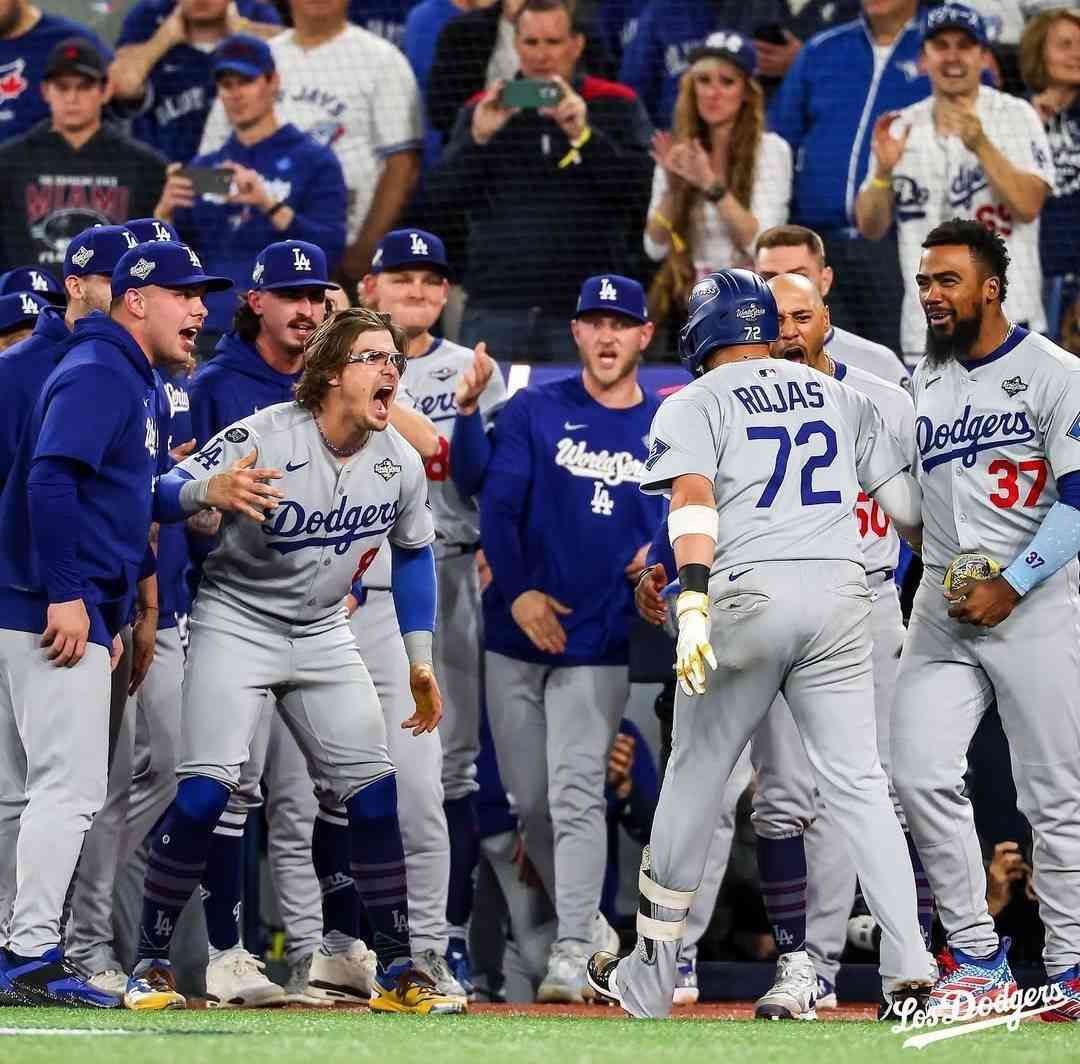 ドジャース、死闘を制して球団史上初の連覇達成！　山本由伸が連投好救援でWS3勝目　スミス決勝弾　大谷翔平は三回途中KOも総力戦でひっくり返す