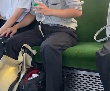 電車で女子生徒に密着、太もも触る動画拡散　神戸・須磨学園高が男性教諭を懲戒処分「即座に厳正、適切に対処」