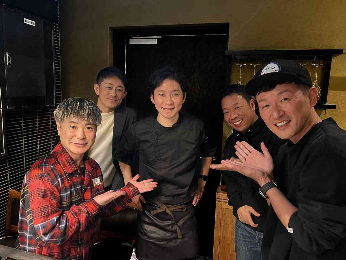 アンジャッシュ渡部建、麻布台ヒルズ『居酒屋うちやま』で5時間労働、事務所が答えた「バイトを始めた理由」と「サービスとは何か」問われた“グルメ王”の意地