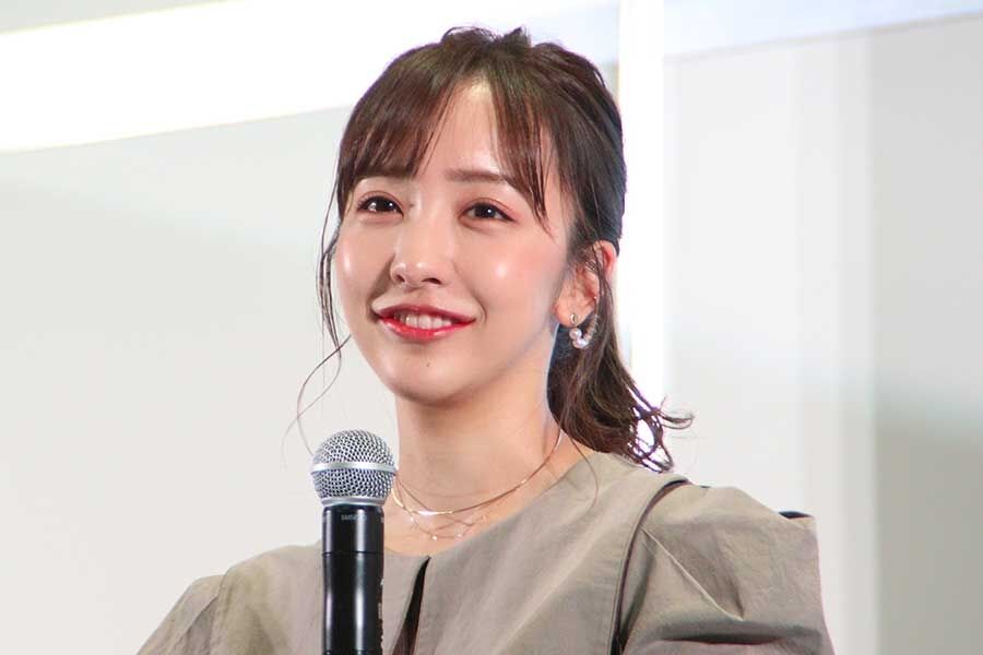 板野友美、ハワイでウエディングムービー撮影　幸せ家族にファン羨望「この家族大好き」