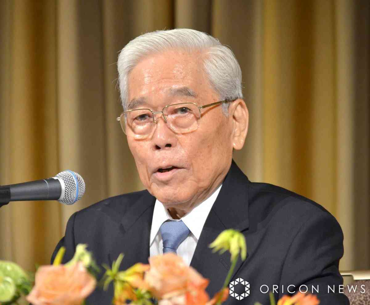 日枝久氏、フジ・メディアHD経営諮問委員会の委員辞任を発表　自宅で転倒し圧迫骨折、現在は入院中