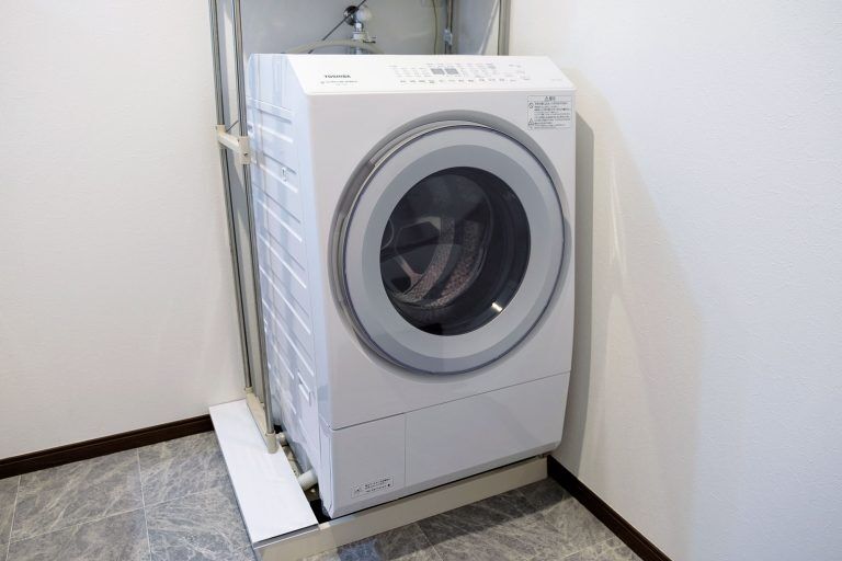 「毎回洗剤を入れなくていいなんて、今までの苦労は一体…」最新の洗濯機が便利すぎる