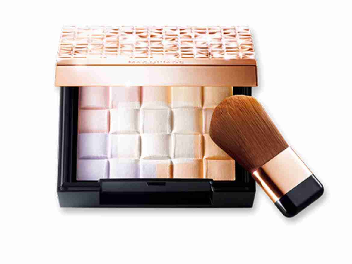 MAQuillAGE マキアージュファン【資生堂】