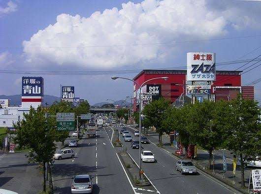 中途半端な田舎にありがちなこと