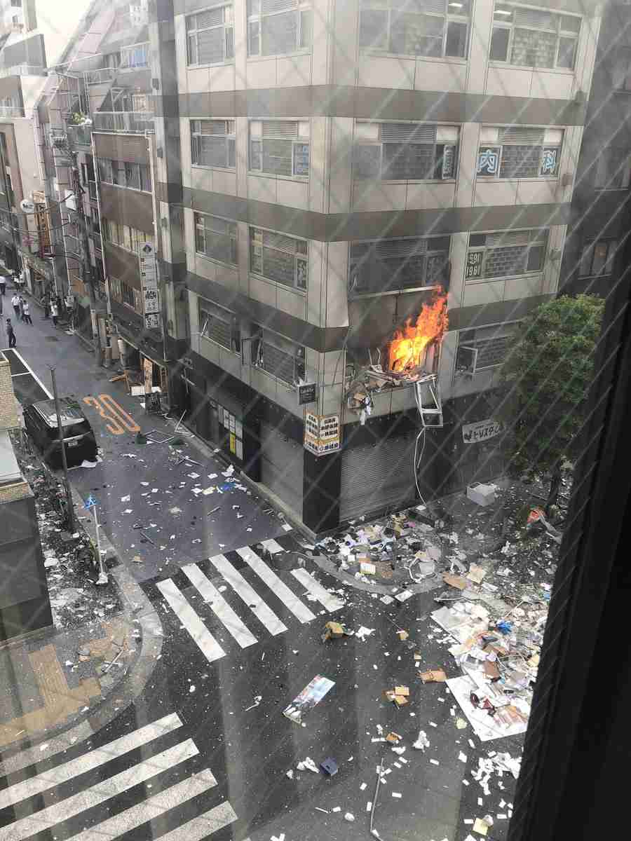 【速報】東京 新橋「ビルで爆発音とともに煙」通報