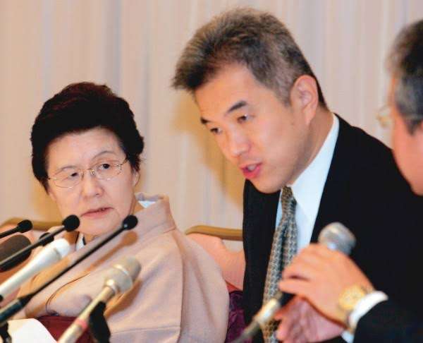 忘れられない記者会見