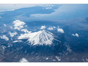 飛行機の窓から眺めるのが好き
