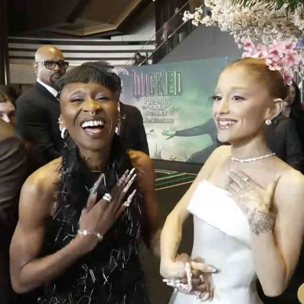 アリアナ来日で「ニホン、ダイスキデスー！」カタカナ表記に批判殺到のワケ。過去には“七輪”漢字タトゥー炎上も