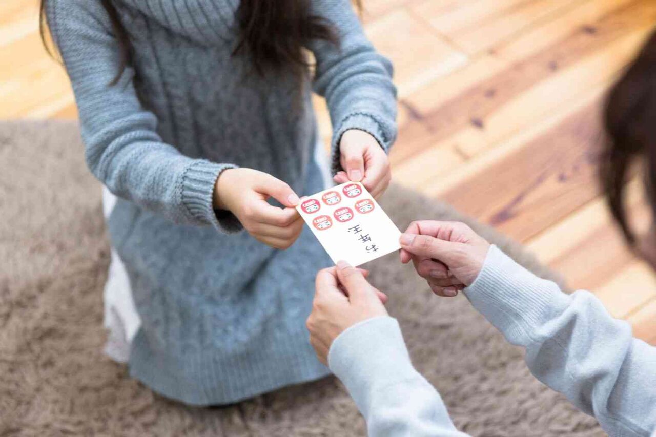 「帰省しませんがお年玉はPayPayでください」義妹からの集金LINEに呆然…正月からモヤモヤが止まらない！