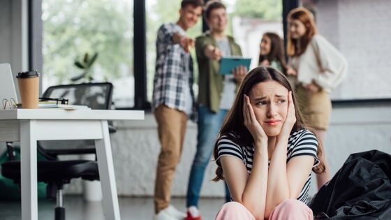 悪口は顔を殴られた時のような激しい脳活動を引き起こすと研究者