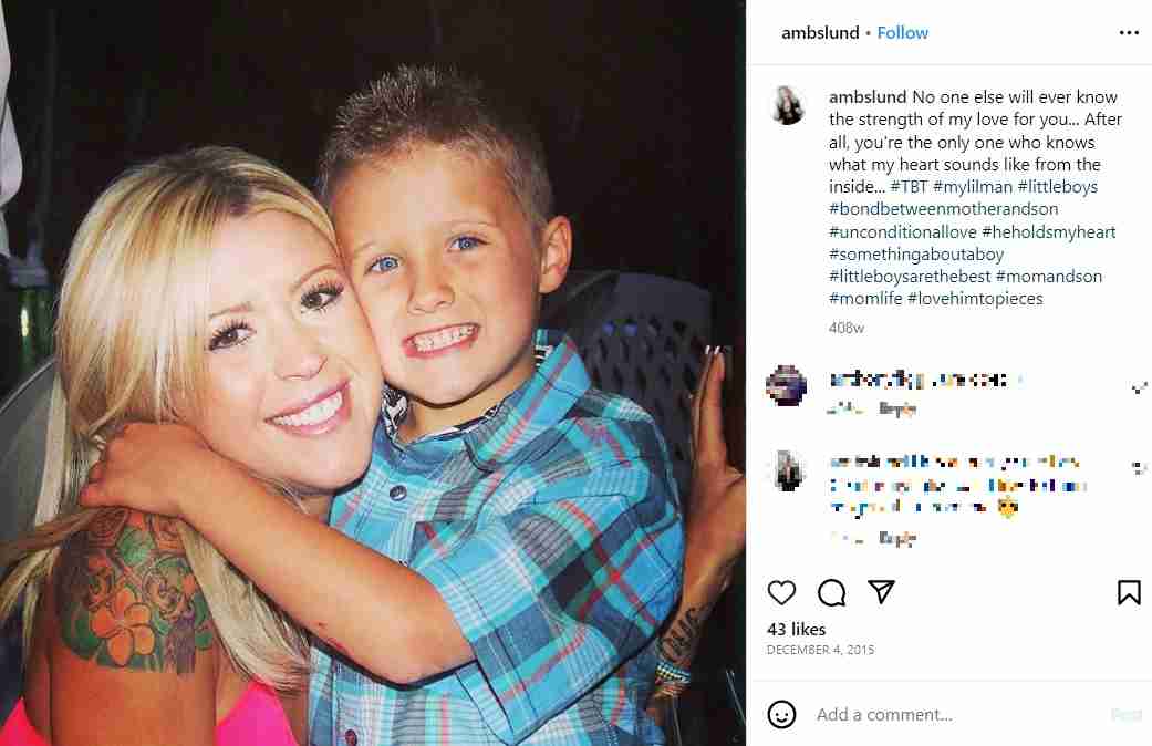 不謹慎か、固い絆の証か　シングルマザーと16歳息子の情熱的なハグに議論白熱（米）