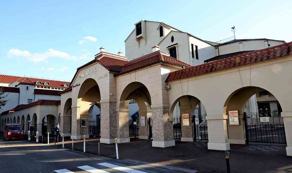 死亡の劇団員へのパワハラ、宝塚歌劇団側が認める…遺族とは一部見解の相違も