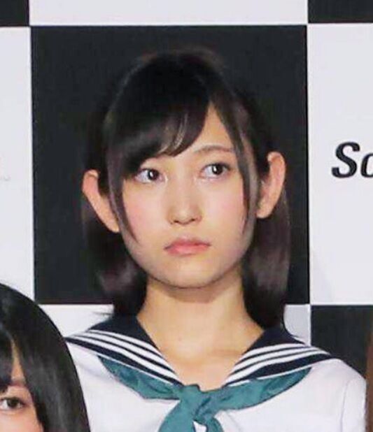 キャバ嬢に転身した元「欅坂46」志田愛佳、激変した現在…アイドル時代のファンが来店し高級酒を頼む様子も